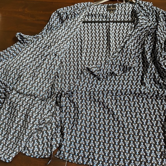 Ruffle, wrap blouse. - Picture 3 of 6